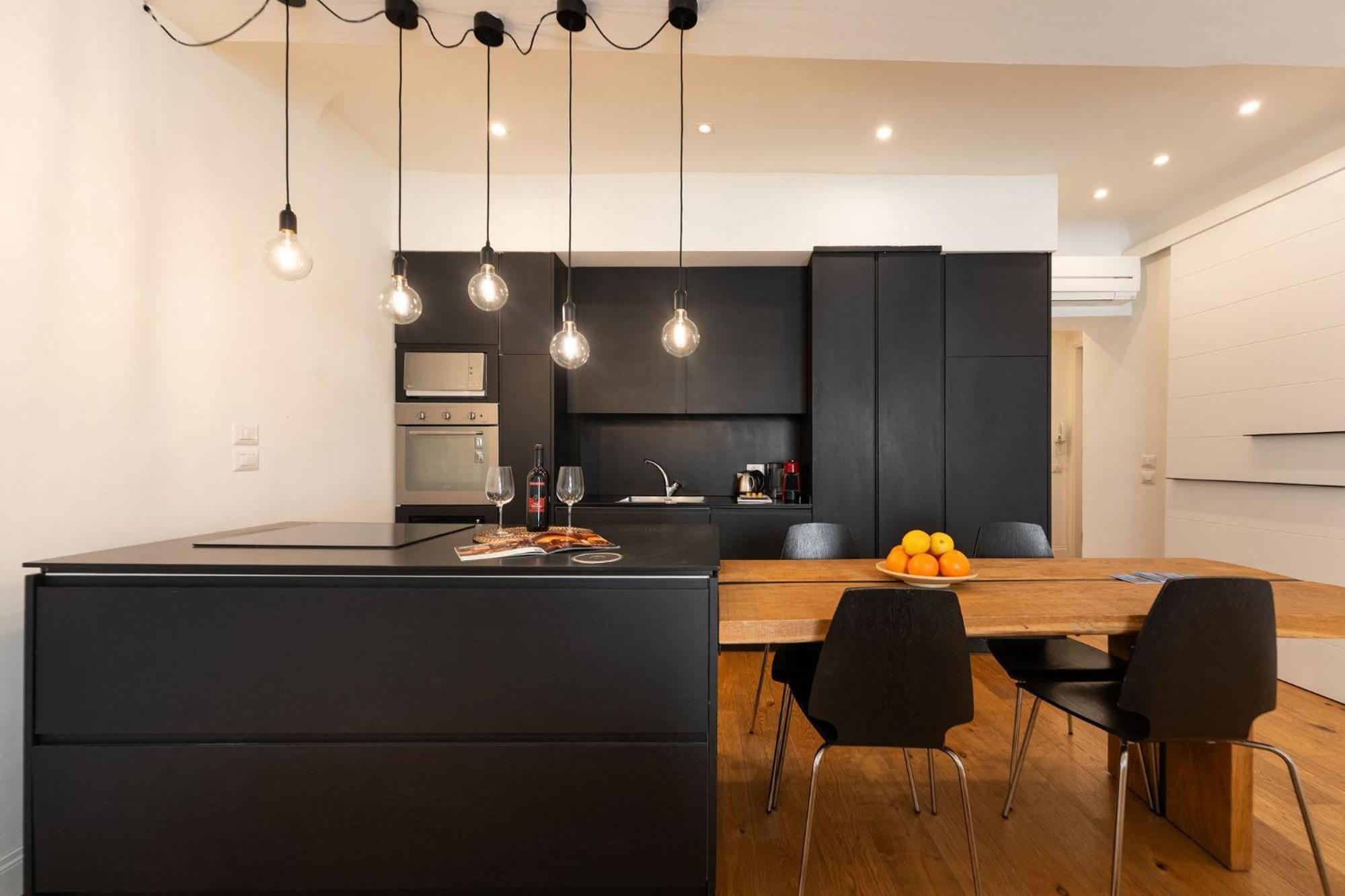 Ta - One Bedroom Luxury Apartment In The Fashion District Флоренция Экстерьер фото